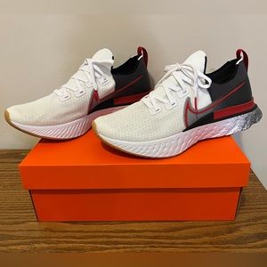 NEW Nike Men’s React Infinity Run Flyknit White and Light Brown CW5245-100